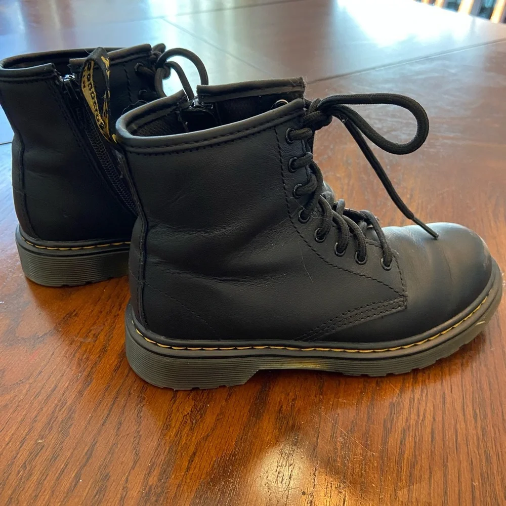 Dr. Martens authentic dr
